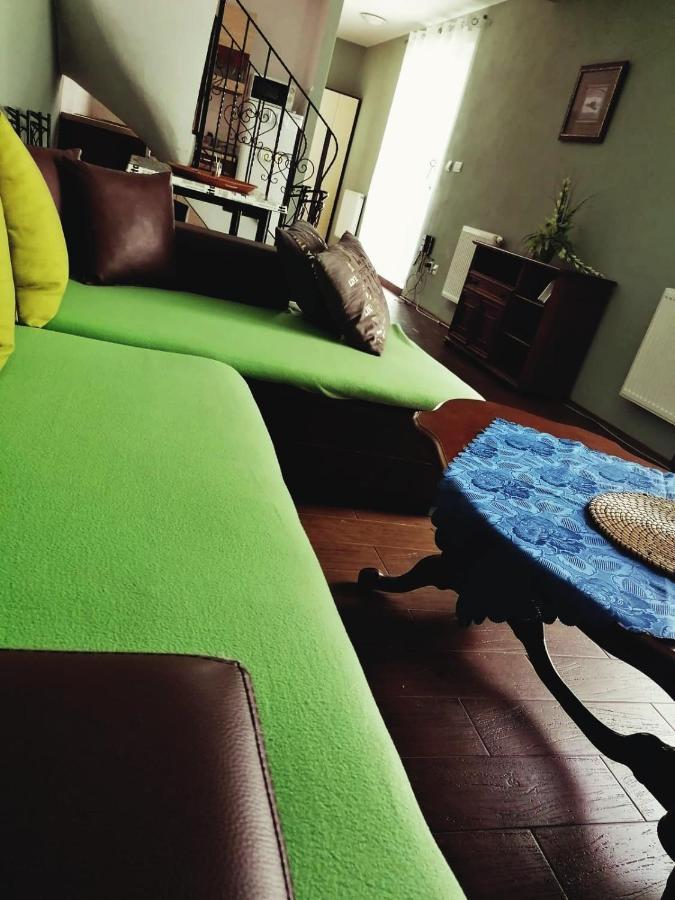 Apartmany Pri Auparku بييشتِني المظهر الخارجي الصورة