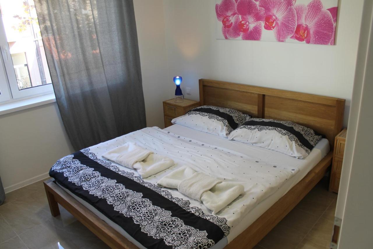 Apartmany Pri Auparku بييشتِني المظهر الخارجي الصورة