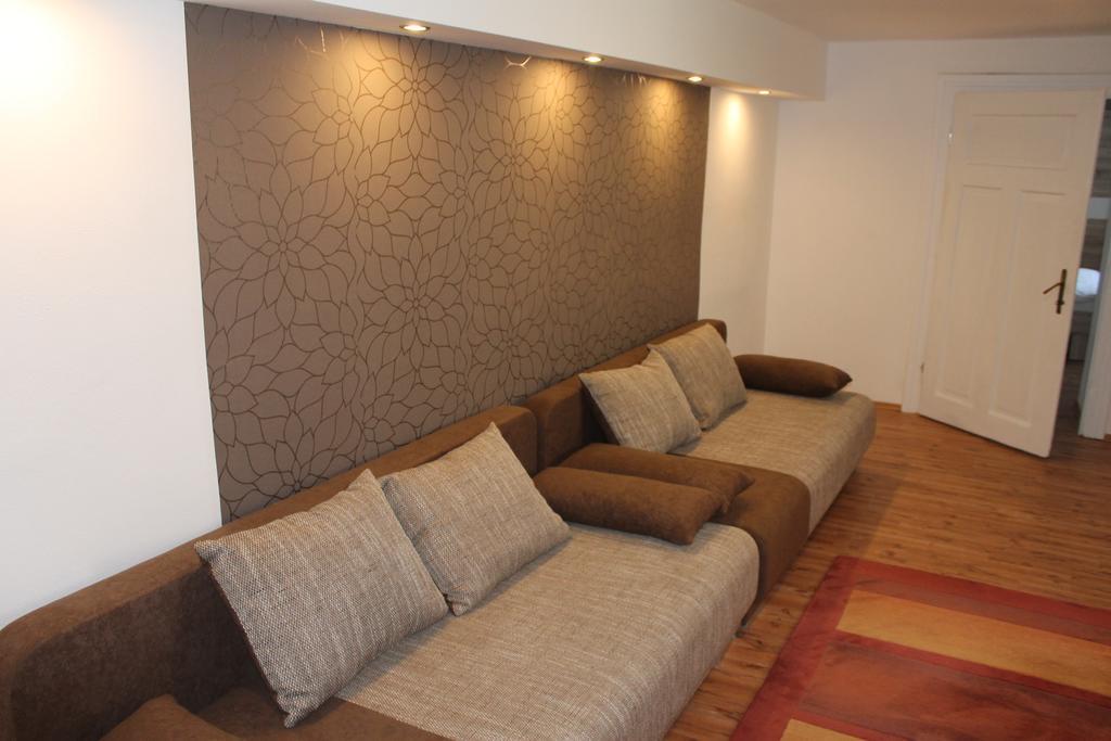 Apartmany Pri Auparku بييشتِني المظهر الخارجي الصورة