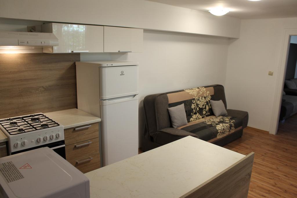Apartmany Pri Auparku بييشتِني المظهر الخارجي الصورة
